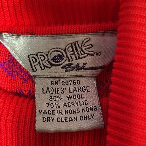 Vintage Profile Ski Turtleneck Sweater - Picture 6 of 10